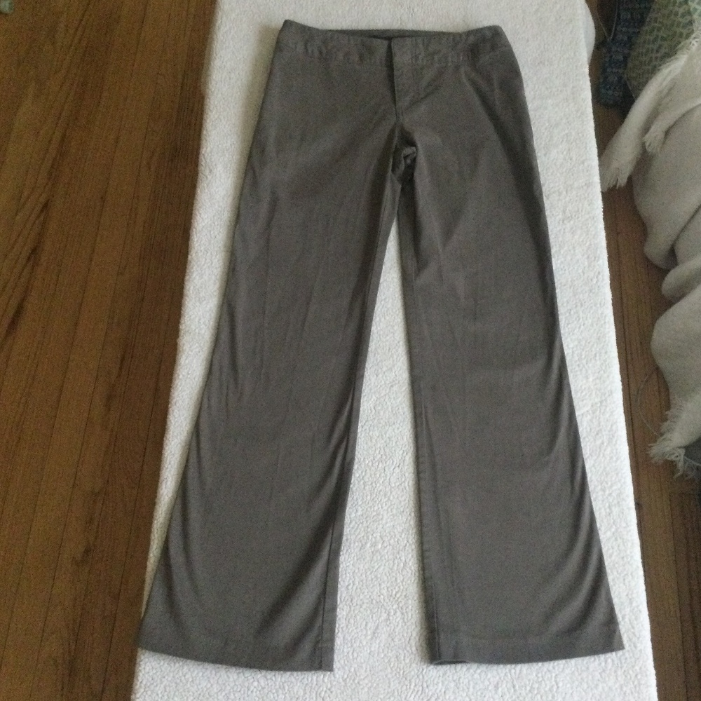 Vintage GAP Low Rise Flare Stretch Chinos Brown - Size 4